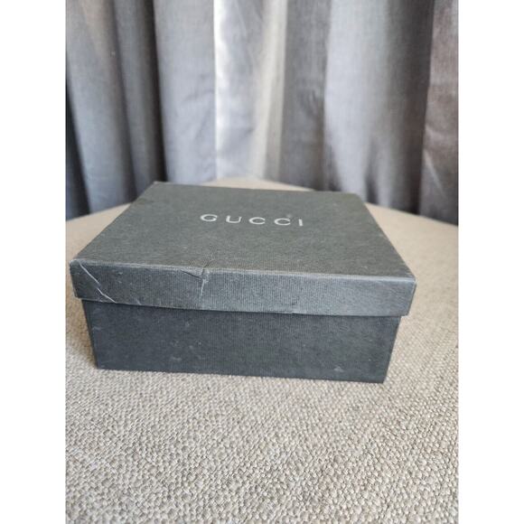 AUTHENTIC Vintage GUCCI GARMENT/GIFT BOX 8 x 7 x 3.5" *EMPTY* - Picture 2 of 10